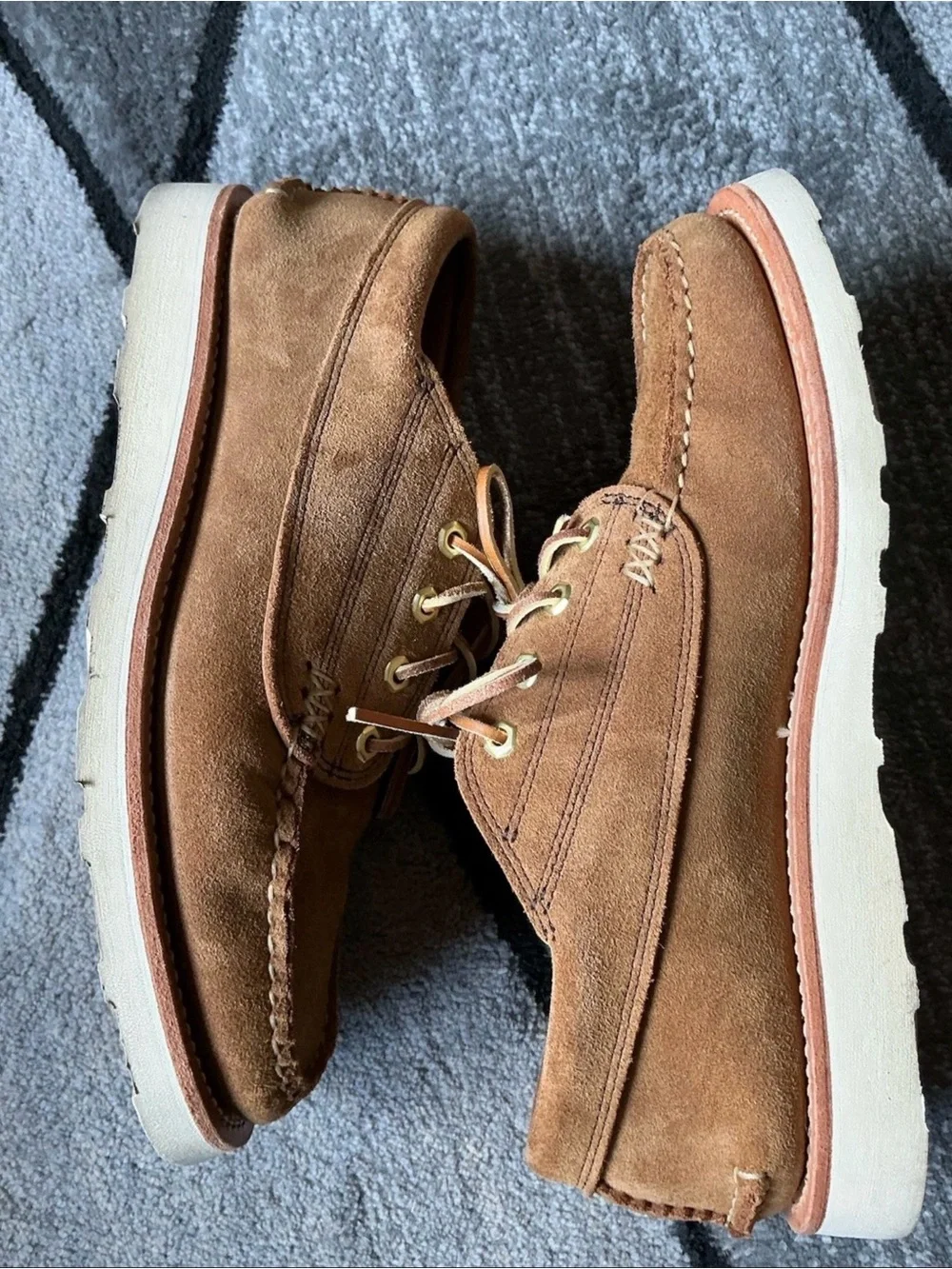 Size 10.5E - Yuketen Angler Moc Hex Eye FO G Brown Leather Moccasin Shoes